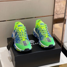 Load image into Gallery viewer, Versace Trigreca Sneakers