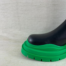 Load image into Gallery viewer, Bottega Veneta Tire Boots