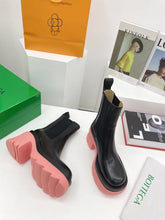 Load image into Gallery viewer, Bottega Veneta Flash Boots