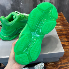 Load image into Gallery viewer, Balenciaga Triple S Sneakers