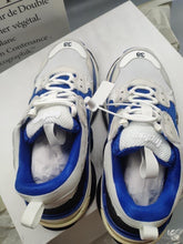 Load image into Gallery viewer, Balenciaga Triple S Sneaker - LUXURY KLOZETT
