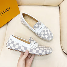 Load image into Gallery viewer, Louis Vuitton Mocassin Loafer