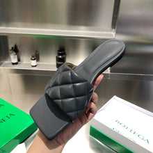 Load image into Gallery viewer, Bottega Veneta Lido Sandals