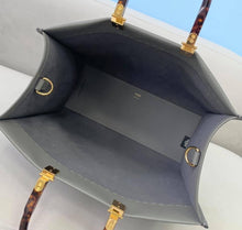 Load image into Gallery viewer, Fendi Sunshine Stopper Medium Bag - LUXURY KLOZETT