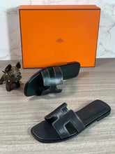 Load image into Gallery viewer, Hermes Oran Sandal