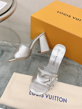 Load image into Gallery viewer, Louis Vuitton Shake Mule