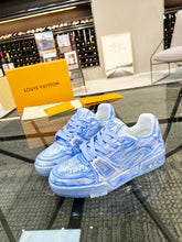 Load image into Gallery viewer, Louis Vuitton Trainer Sneakers