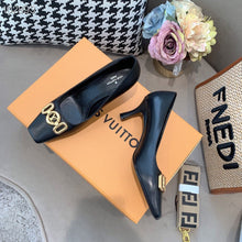 Load image into Gallery viewer, Louis Vuitton Rotary Pump