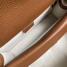 Load image into Gallery viewer, Gucci Dionysus Small Shoulder Bag - LUXURY KLOZETT