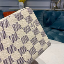 Load image into Gallery viewer, Louis Vuitton Zippy Wallet