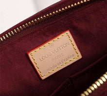 Load image into Gallery viewer, Louis Vuitton Soufflot MM Bag - LUXURY KLOZETT