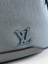 Load image into Gallery viewer, Louis Vuitton Avenue Sling Bag