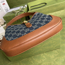 Load image into Gallery viewer, Gucci Jackie 1961 Small Shoulder Bag - LUXURY KLOZETT