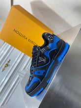 Load image into Gallery viewer, Louis Vuitton Trainer Sneakers