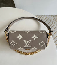 Load image into Gallery viewer, Louis Vuitton Favorite Bag