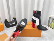 Load image into Gallery viewer, Louis Vuitton Silhouette Boots