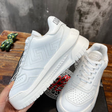 Load image into Gallery viewer, Versace Odissea Sneakers