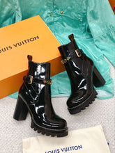 Load image into Gallery viewer, Louis Vuitton Star Trail Ankle Boots