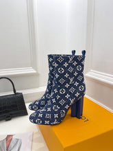 Load image into Gallery viewer, Louis Vuitton Silhouette Ankle Boots