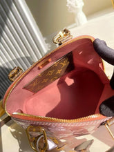 Load image into Gallery viewer, Louis Vuitton Alma BB Bag - LUXURY KLOZETT