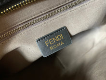 Load image into Gallery viewer, Fendi O'lock Zip Bag