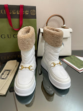Load image into Gallery viewer, Gucci Horsebit Boots