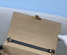 Load image into Gallery viewer, Fendi Kan I Bag