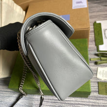 Load image into Gallery viewer, Gucci Marmont Small Shoulder Bag