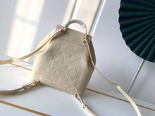 Load image into Gallery viewer, Louis Vuitton Montsouris Backpack