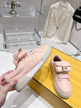 Load image into Gallery viewer, Fendi Match Sneakers