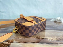 Load image into Gallery viewer, Louis Vuitton Valisette Soupe BB Bag