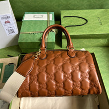 Load image into Gallery viewer, Gucci GG Matelasse Leather Medium Bag