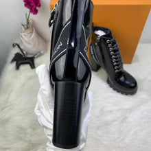 Load image into Gallery viewer, Louis Vuitton Boots - LUXURY KLOZETT