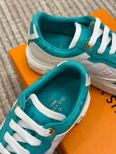 Load image into Gallery viewer, Louis Vuitton Time Out Sneakers