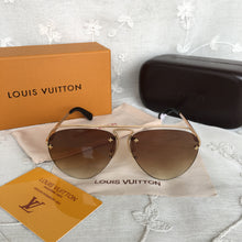 Load image into Gallery viewer, Louis Vuitton Grease Sunglasses
