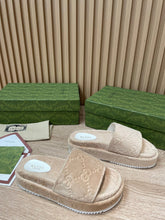 Load image into Gallery viewer, Gucci GG Platform Sandal