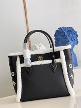 Load image into Gallery viewer, Louis Vuitton On My Side MM Bag