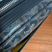 Load image into Gallery viewer, Goyard Cap-Vert Bag