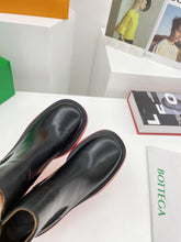 Load image into Gallery viewer, Bottega Veneta Flash Boots
