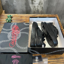 Load image into Gallery viewer, Versace Odissea Sneakers