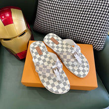 Load image into Gallery viewer, Louis Vuitton Men Slippers