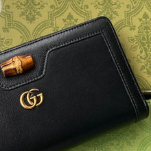 Load image into Gallery viewer, Gucci Diana Continental Wallet