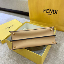 Load image into Gallery viewer, Fendi Peekaboo Small iseeu Bag