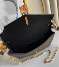 Load image into Gallery viewer, Louis Vuitton Padlock On Strap Bag