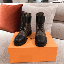 Load image into Gallery viewer, Louis Vuitton Boots