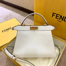 Load image into Gallery viewer, Fendi Peekaboo Small iseeu Bag