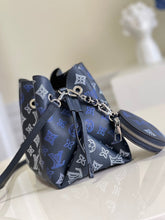 Load image into Gallery viewer, Louis Vuitton Bella Bag