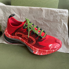Load image into Gallery viewer, Gucci Run Sneakers