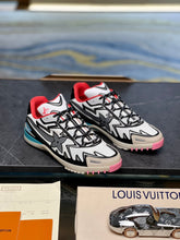 Load image into Gallery viewer, Louis Vuitton Sprint Sneakers