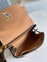 Load image into Gallery viewer, Louis Vuitton LockMe Ever BB Bag